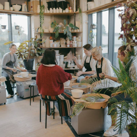 wheel throwing and handbuilding pottery group workshop 